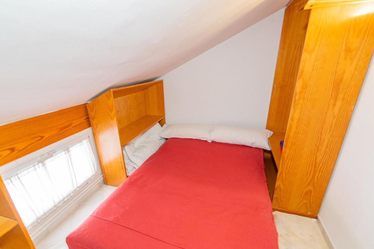 Suay Apartments Севілья Екстер'єр фото